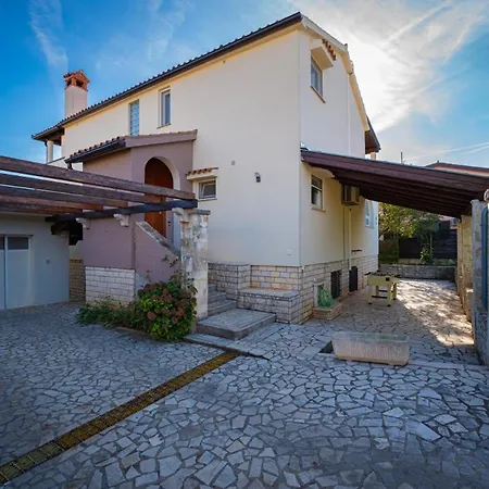 Villa Golf House In - Haus Fuer 9-10 Personen Ližnjan