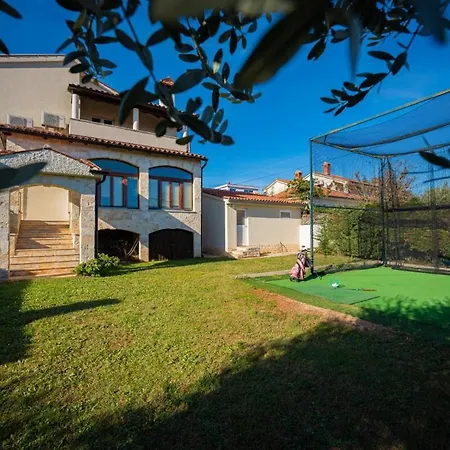 Villa Golf House In - Haus Fuer 9-10 Personen *